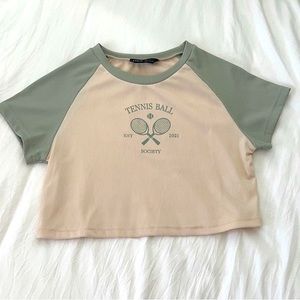 Cropped shein t-shirt size small